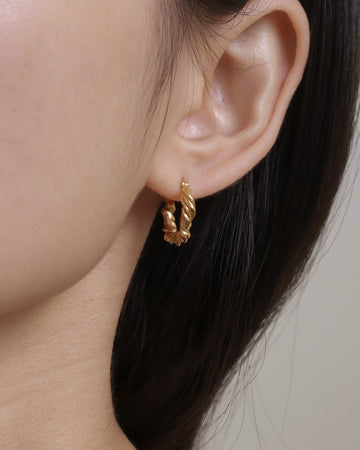 Gold twisted vine hoops