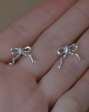 Silver bow earrings ＃03